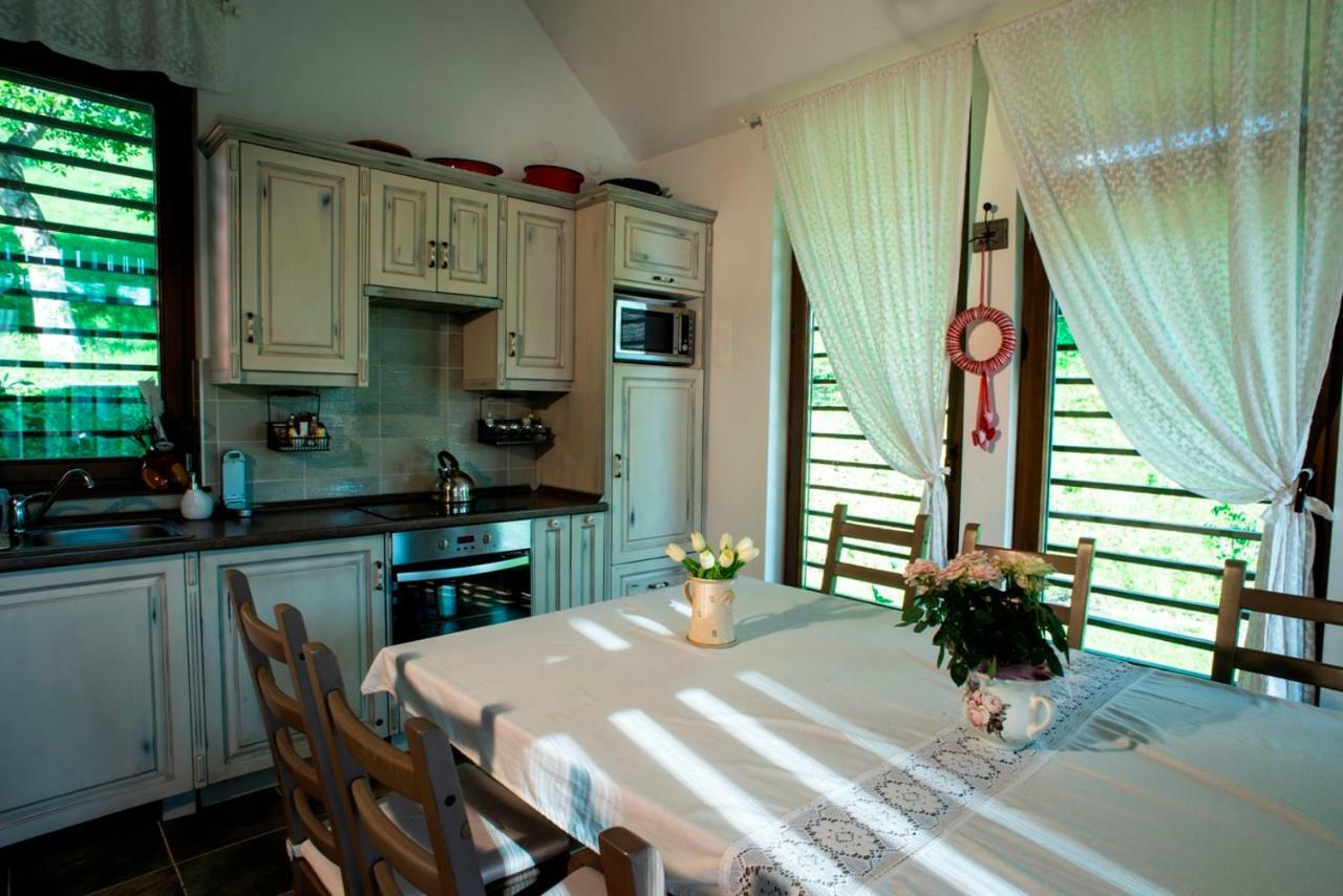 Fruktarium Vendeghaz Hotel Trizs Ngoại thất bức ảnh